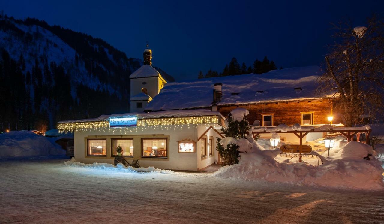 Gasthaus Traube Bichlbach Ngoại thất bức ảnh